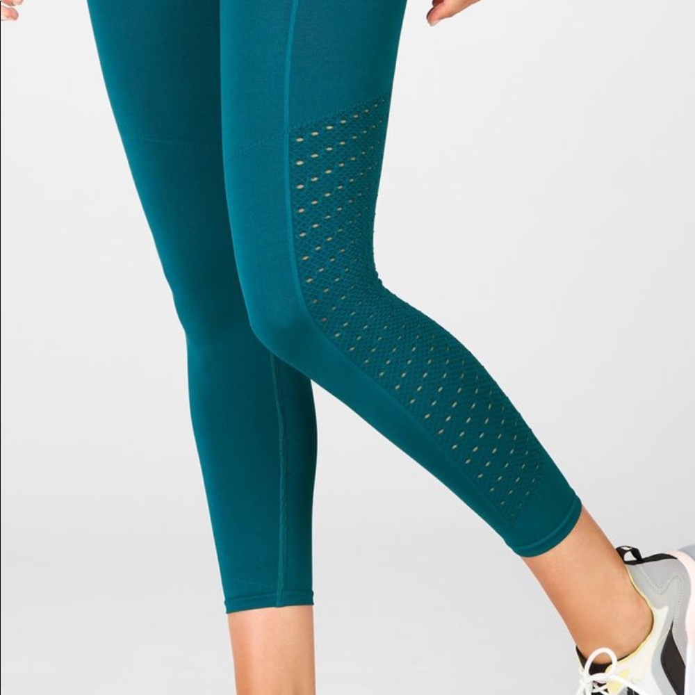 Cute fabletics 7/8 leggings